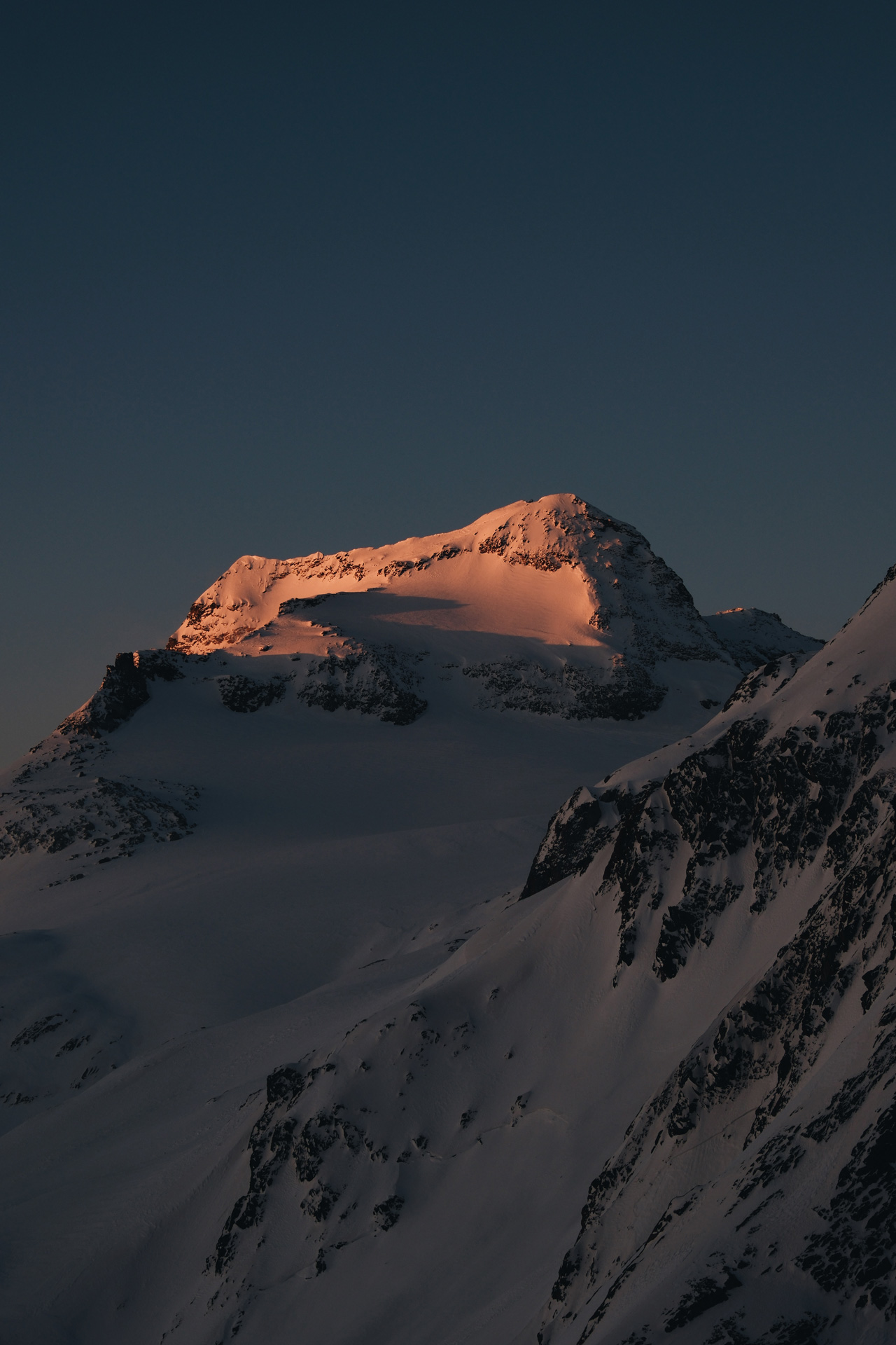 Ofenhorn im Sonnenaufgang